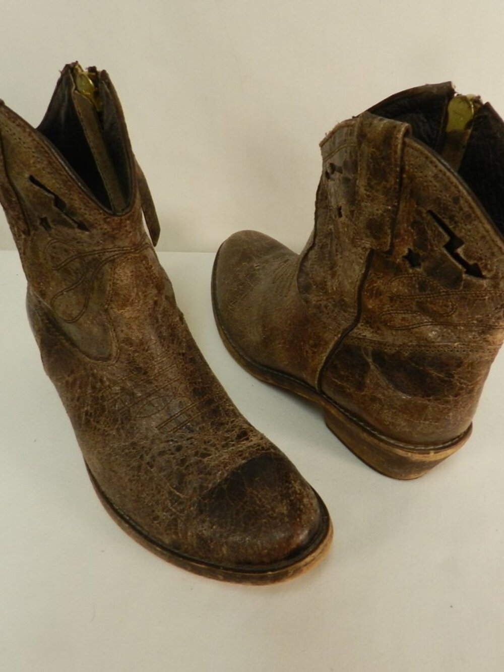 Steven by Steve Madden Leather Western zip ankle boots brown booties Size Sz 7.5